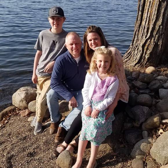 Meet your Posher, Sara - Picture 1 of 1